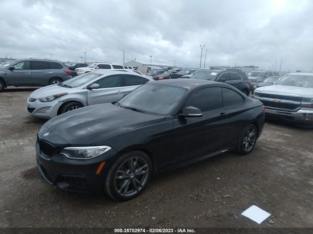 BMW 2 Series M235i 2015 WBA1J7C54FV289393 Image 2