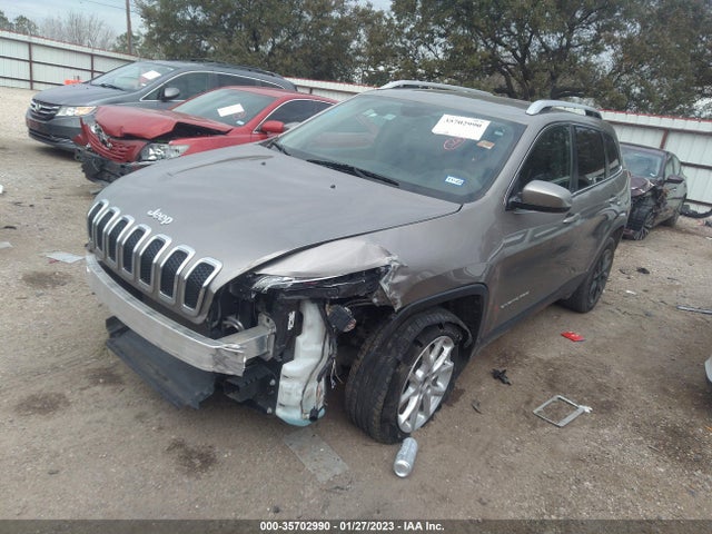 1C4PJLCB1JD596207 Jeep Cherokee Latitude