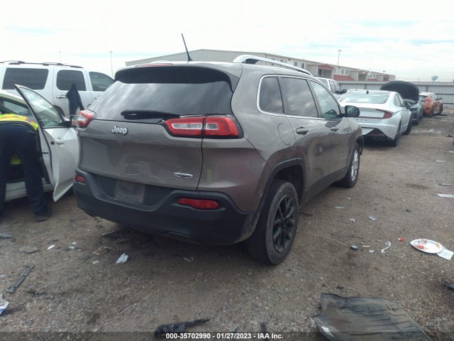1C4PJLCB1JD596207 Jeep Cherokee Latitude