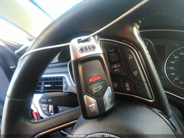 WAUGNAF4XHN000891 Audi A4 PREMIUM