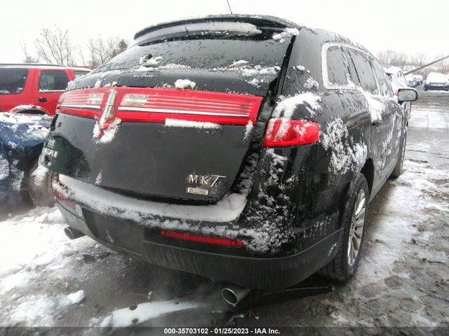 Lincoln MKT 2010 2LMHJ5AR2ABJ03530 Image 4