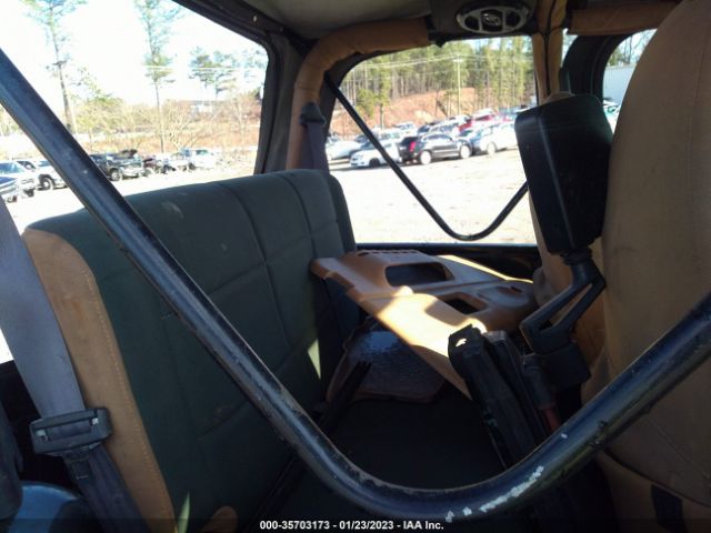 1J4FY49S6WP727605 Jeep Wrangler Sahara