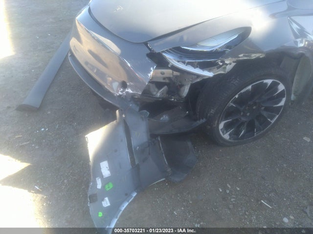 Tesla Model Y Long Range 2021 5YJYGDEE0MF097170 Image 8