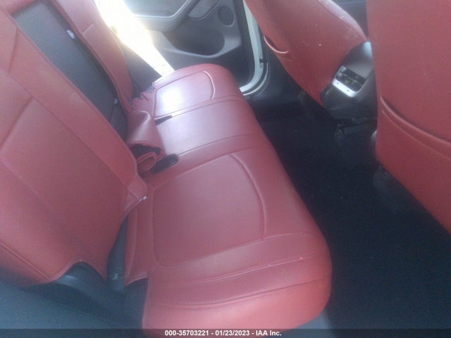 Tesla Model Y Long Range 2021 5YJYGDEE0MF097170 Image 10