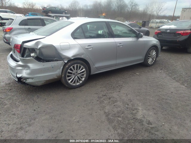2015 VOLKSWAGEN JETTA SEDAN 1.8T SE VIN: 3VWD17AJXFM413271