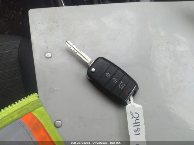 3KPFL4A79JE264539 KIA FORTE LX