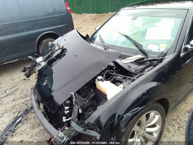 Chrysler 300 Touring 2018 2C3CCAAG5JH309034 Image 6