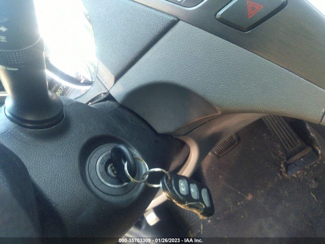 2013 HYUNDAI SONATA GLS VIN: 5NPEB4ACXDH736906