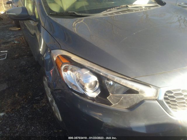 KNAFX4A8XE5160010 KIA FORTE EX