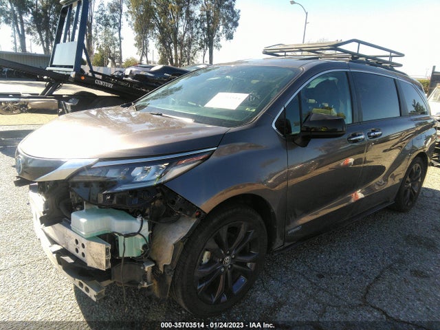 2021 TOYOTA SIENNA XSE VIN: 5TDXRKEC0MS003809
