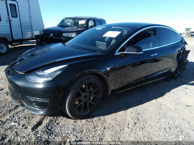 Tesla Model 3 Range 2019 5YJ3E1EA2KF485753 Image 2