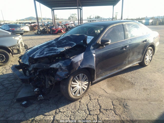 Volkswagen Passat 1.8t S 2015 1VWAT7A37FC076686 Image 2