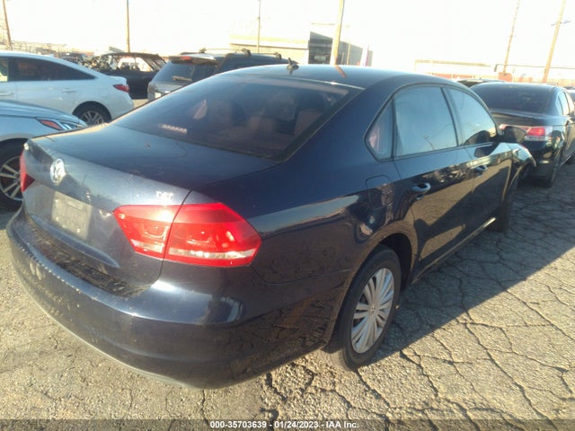 Volkswagen Passat 1.8t S 2015 1VWAT7A37FC076686 Image 4