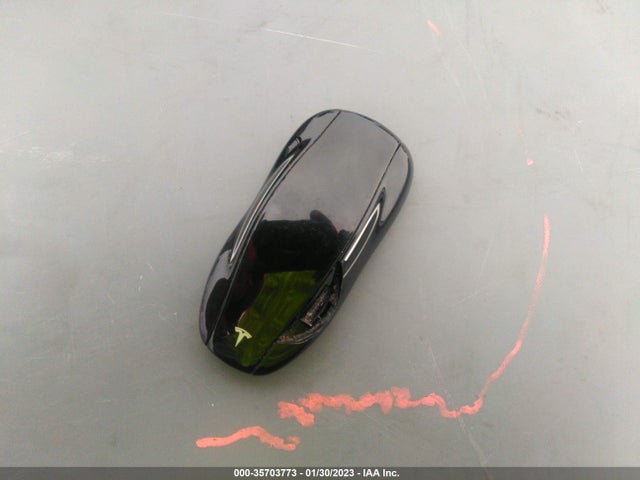 Tesla Model Y Long Range 2020 5YJYGDEE5LF053924 Image 3