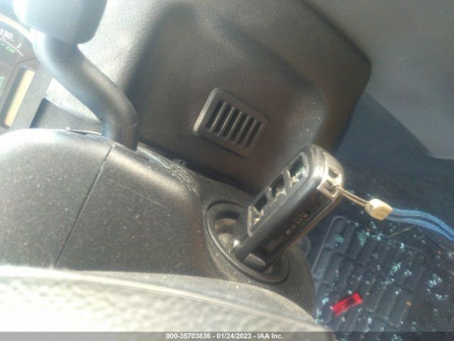 SALAG25435A330667 Land Rover LR3 HSE