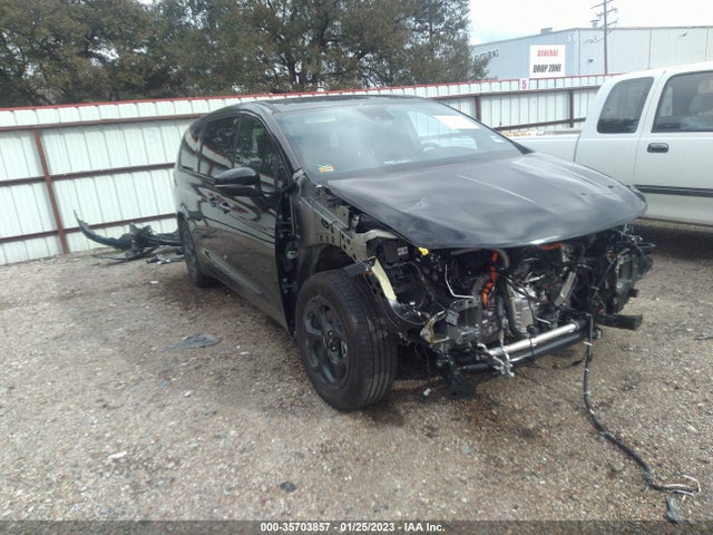 2022 Chrysler Pacifica Hybrid, VIN: 2C4RC1S74NR134991