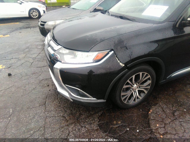 Mitsubishi Outlander 2018 JA4AD2A35JZ010656 Image 7