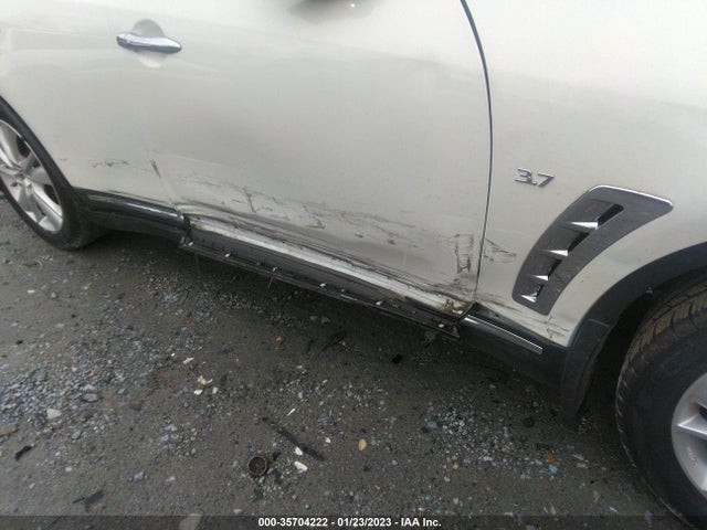 2015 Infiniti QX70, VIN: JN8CS1MW6FM481583