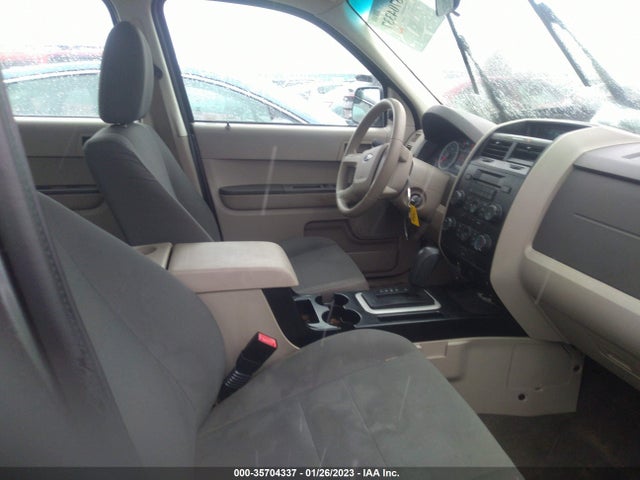 2012 FORD ESCAPE XLS VIN: 1FMCU0C70CKB40225