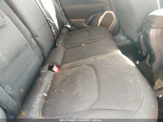 ZACCJBBT9FPB29502 Jeep Renegade Latitude