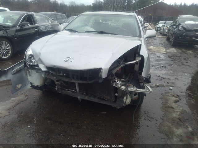 2002 LEXUS ES 300 VIN: JTHBF30GX20077384