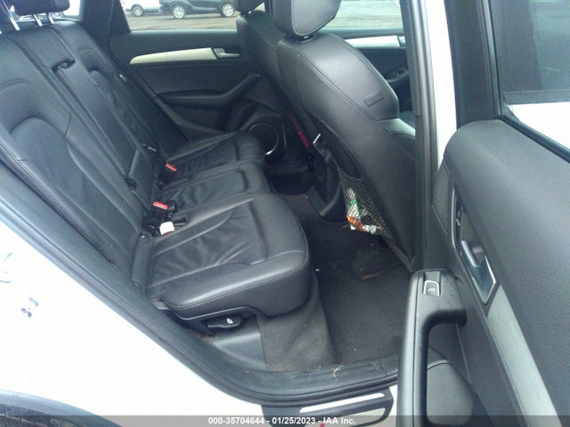 WA1DGAFP2EA082493 Audi Q5 Premium Plus