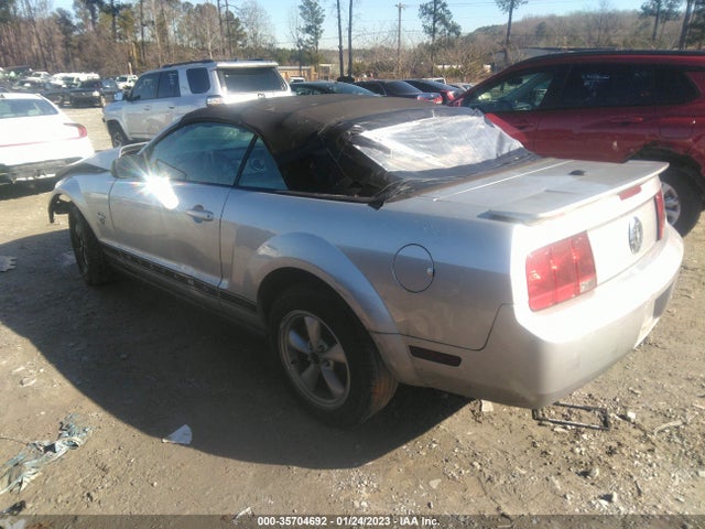 35704692 :رقم المزاد ، 1ZVHT84N395102601 vin ، 2009 Ford Mustang مزاد بيع