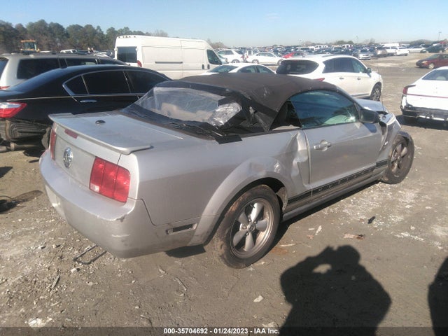 35704692 :رقم المزاد ، 1ZVHT84N395102601 vin ، 2009 Ford Mustang مزاد بيع