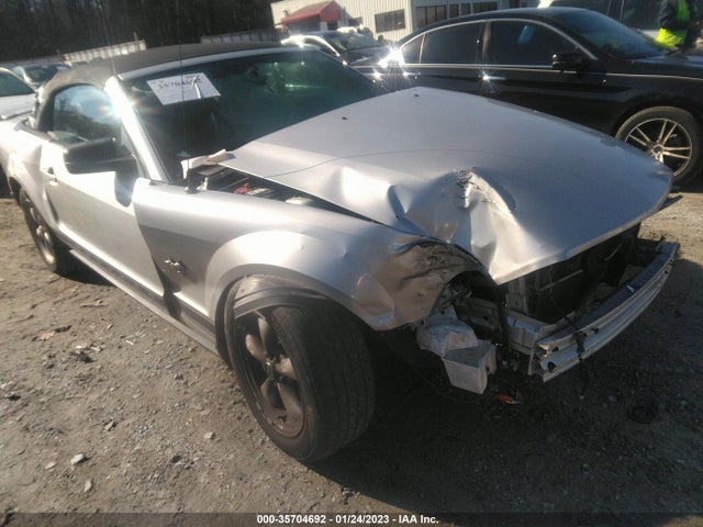 35704692 :رقم المزاد ، 1ZVHT84N395102601 vin ، 2009 Ford Mustang مزاد بيع