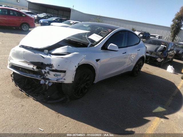 5YJYGDEF3LF037729 Tesla Model Y Long Range/performance