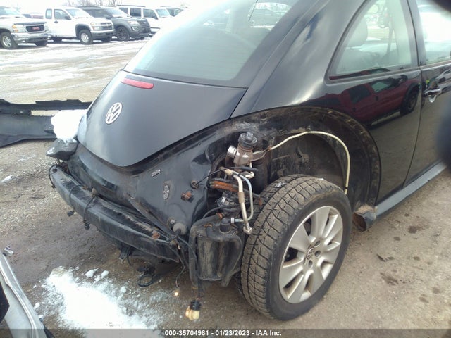 2009 VOLKSWAGEN NEW BEETLE COUPE S VIN: 3VWPW31C89M502527