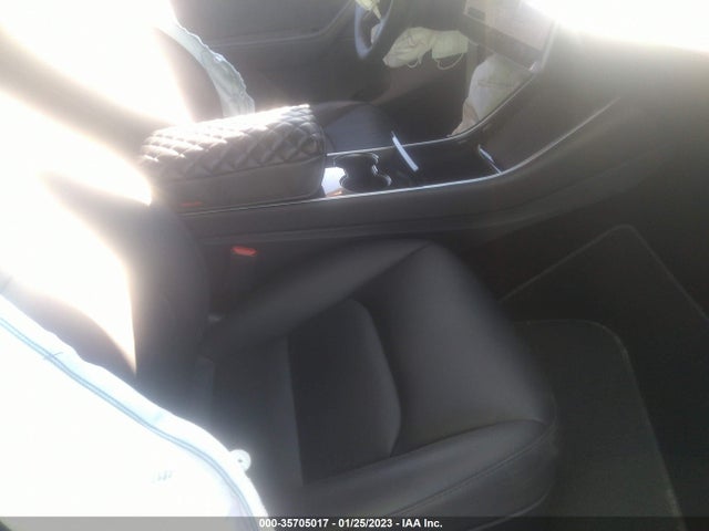 Tesla Model Y Long Range 2021 5YJYGDEE4MF095633 Image 5