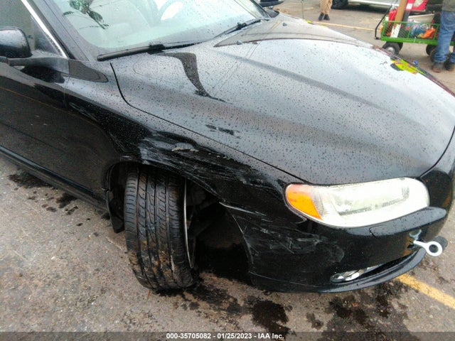 YV1AH852771027667 Volvo S80 V8