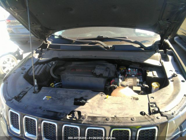 3C4NJCBB2JT466598 Jeep Compass Latitude