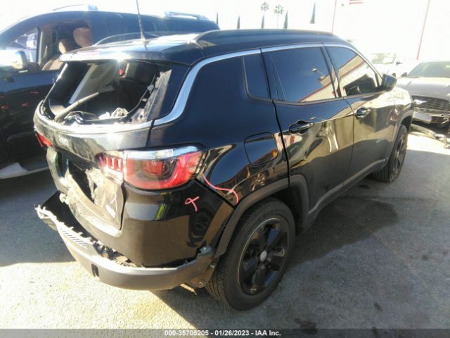 3C4NJCBB2JT466598 Jeep Compass Latitude