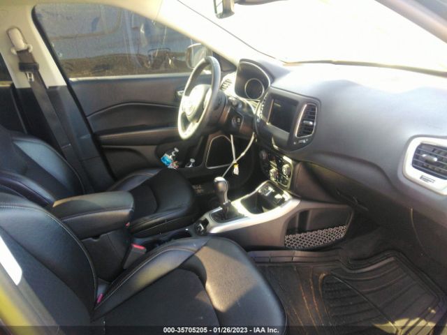 3C4NJCBB2JT466598 Jeep Compass Latitude