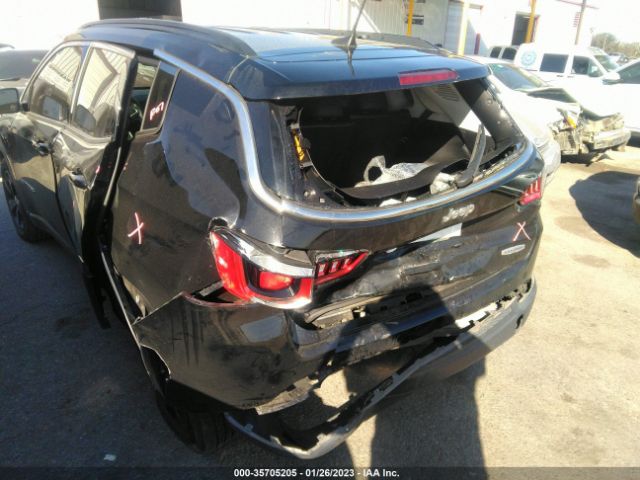 3C4NJCBB2JT466598 Jeep Compass Latitude