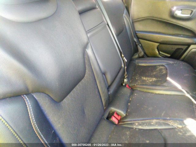 3C4NJCBB2JT466598 Jeep Compass Latitude