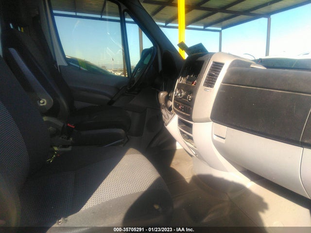 2013 MERCEDES-BENZ SPRINTER VANS VIN: WD4PE8CC5D5797364