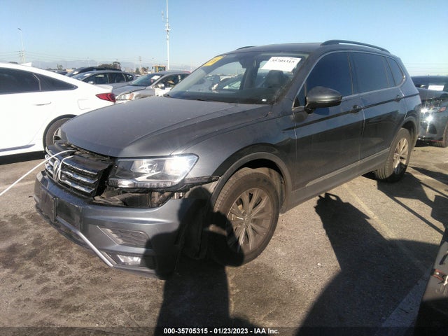 2018 VOLKSWAGEN TIGUAN SEL/SE VIN: 3VV3B7AX4JM031599