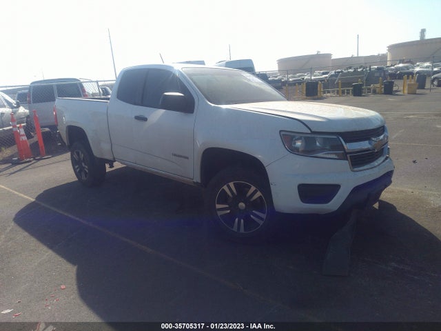 2015 1GCHSAEA7F1197157 main image