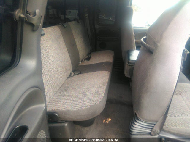 Dodge RAM 2500 2001 3B7KF236X1G767550 Image 9