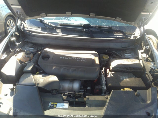 2015 Jeep Cherokee, VIN: 1C4PJMCB3FW535216