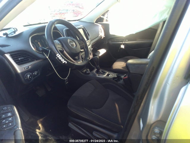2015 Jeep Cherokee, VIN: 1C4PJMCB3FW535216