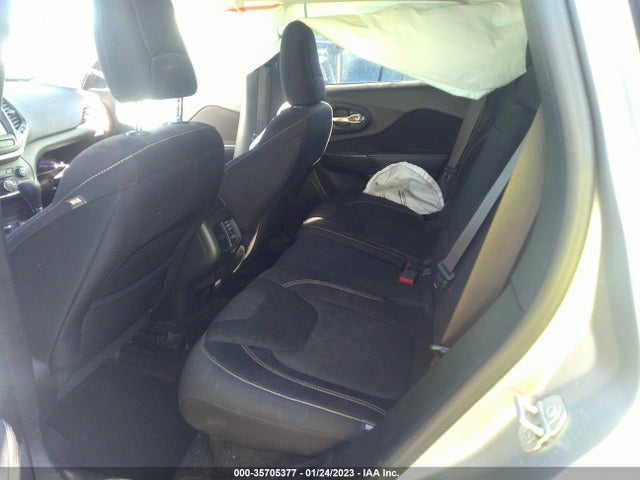 2015 Jeep Cherokee, VIN: 1C4PJMCB3FW535216