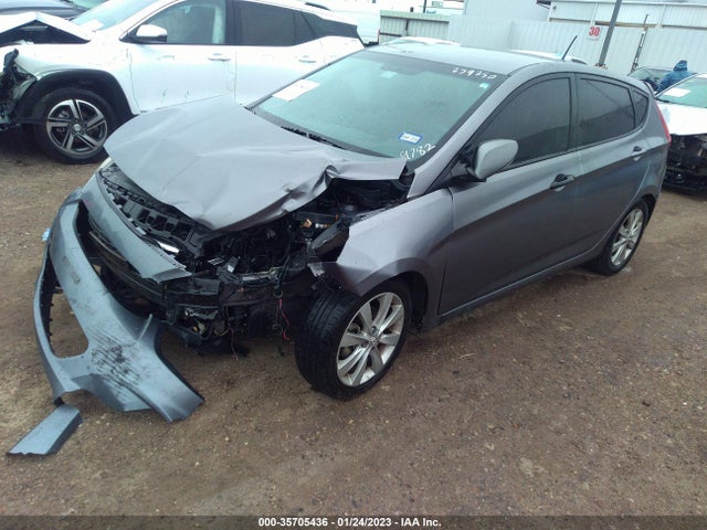 Hyundai ACCENT SE 2014 KMHCU5AE5EU189782 Image 2
