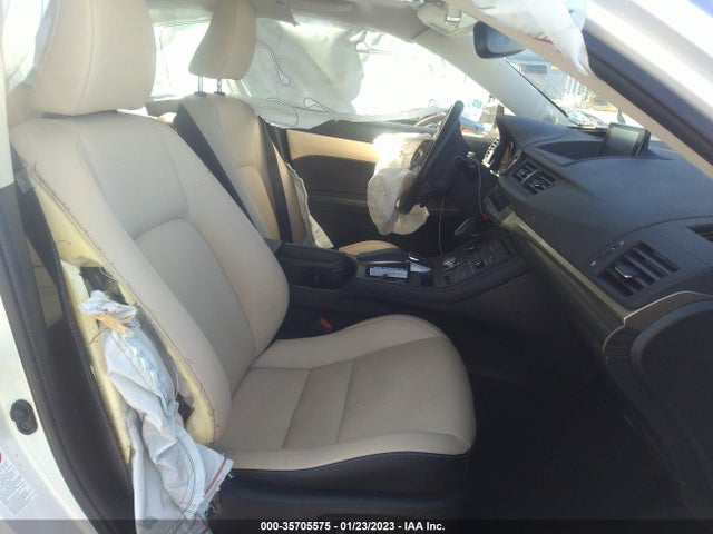 2016 Lexus CT, VIN: JTHKD5BH0G2273532