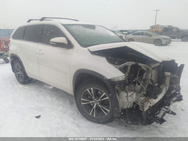 Toyota Highlander Le 2018 5TDBZRFH3JS909610 Image 1
