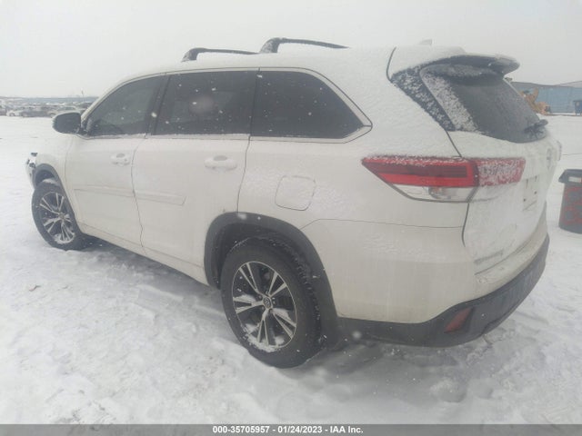 Toyota Highlander Le 2018 5TDBZRFH3JS909610 Image 3
