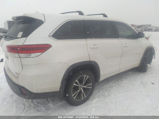 Toyota Highlander Le 2018 5TDBZRFH3JS909610 Image 4